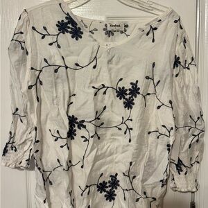 Kindred White and Black Floral Embroidered Blouse